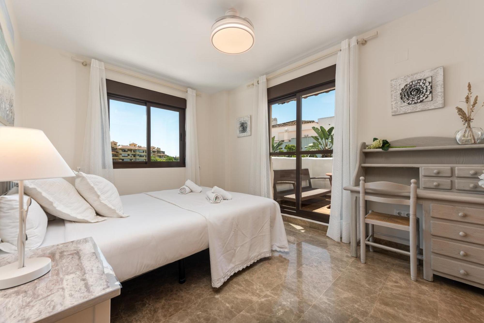 Bed and Breakfast Golf Hills Estepona Exteriér fotografie